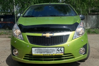 Дефлектор капота Chevrolet Spark II 2010- sim