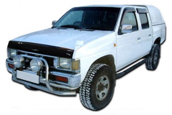 Дефлектор капота Nissan Terrano D21 1985-1996