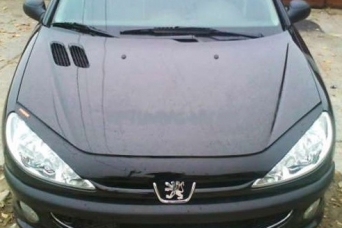 Дефлектор капота Peugeot 206 vip