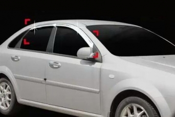 Дефлекторы боковых окон Chevrolet Lacetti седан хромированные autoclover