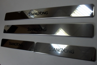 Накладки на пороги Ssang Yong Actyon II нержавеющая сталь