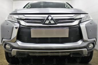 Рамка защиты радиатора Mitsubishi Pajero Sport III 2015-2020 в сборе с сеткой