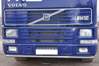 Защита переднего бампера Volvo FH12 1998-2001 нержавеющая сталь