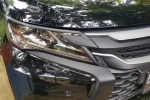 Молдинги передних фар  Mitsubishi  Pajero Sports 2015-2019