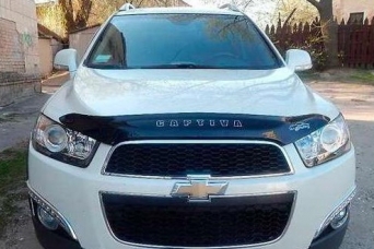 Дефлектор на капот Chevrolet Captiva 2011- vip