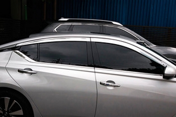 Дефлекторы на окна хромированные Autoclover (6 элементов) - Nissan Altima 2019-2025 - Автоаксессуары и тюнинг