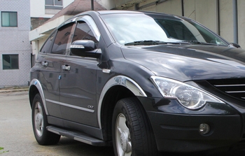 Дефлекторы на окна хромированные Autoclover - SsangYong Actyon 2005-2010 A447