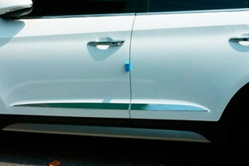 Хромированные молдинги на двери (вариант 2) Autoclover - Hyundai Tucson III 2015-2021 - Автоаксессуары и тюнинг