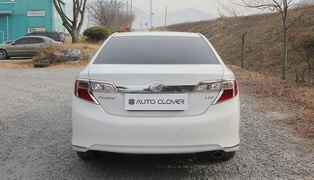 Хромированные накладки на бампер Autoclover - Toyota Camry 2011-2017 C347