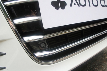 Хромированные накладки на решетку радиатора Autoclover - Audi A6 2011-2017 B228