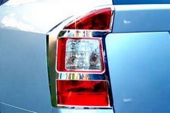Хромированные накладки на задние фонари Autoclover - KIA Carens II 2006-2013 - Автоаксессуары и тюнинг