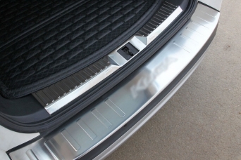 Накладка Ford Kuga II на задний бампер нержавеющая сталь