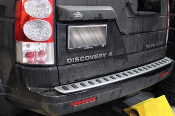 Накладка на задний бампер Land Rover Discovery III, IV нержавеющая сталь