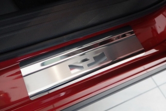 Накладки на пороги Mazda CX-5 II нержавеющая сталь
