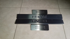 Накладки на дверные пороги нержавейка Chevrolet Aveo 4D/5D 2012 по н.в. - Автоаксессуары и тюнинг