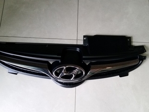 Решетка радиатора (черная+хром) Hyundai Elantra 2014-2015 - Автоаксессуары и тюнинг