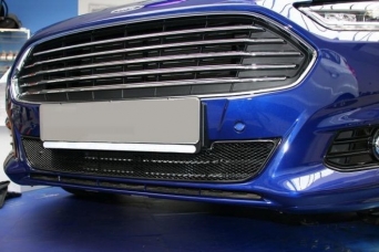 Защита радиатора Ford Mondeo V 2014- хром пакет сетка 15 мм