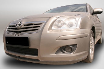 Защита радиатора Toyota Avensis II 2006-2008 в сборе с сеткой